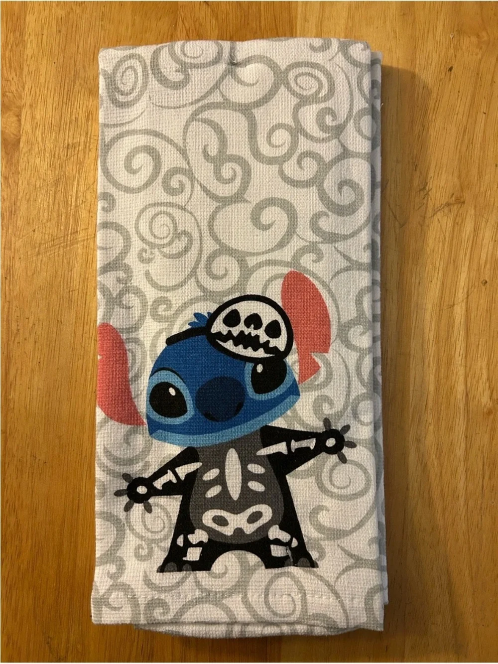 Disney Stitch NWT kitchen towels